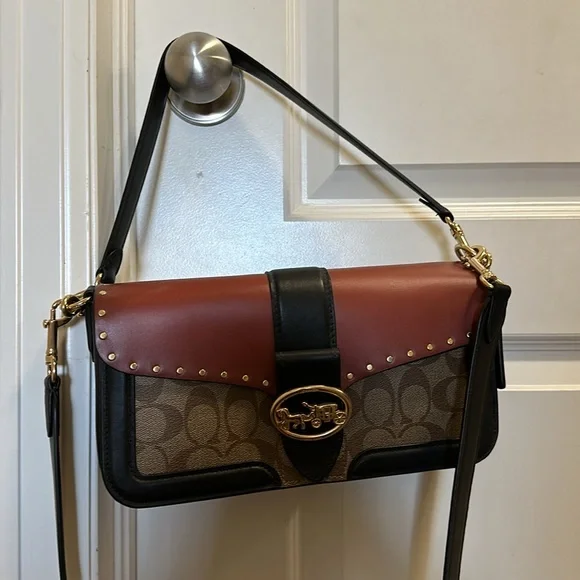 New Coach Tabby Carriage Purse - Picture 3 of 7